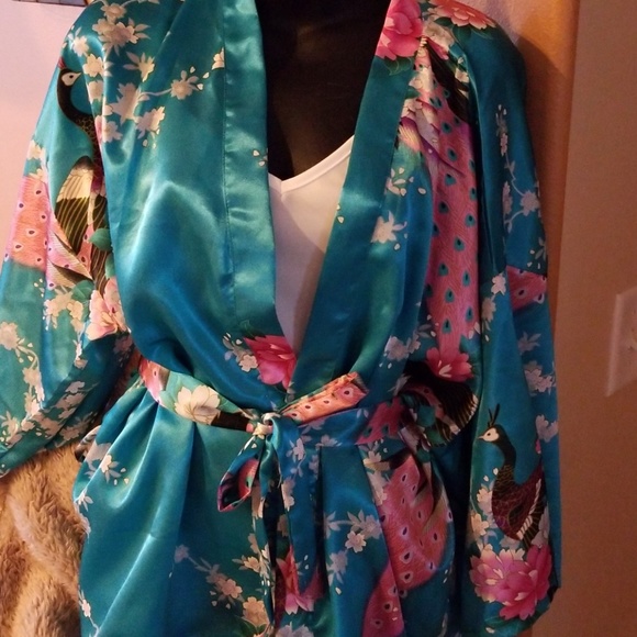 😘Robe...never worn...brand new😘 - Picture 6 of 8